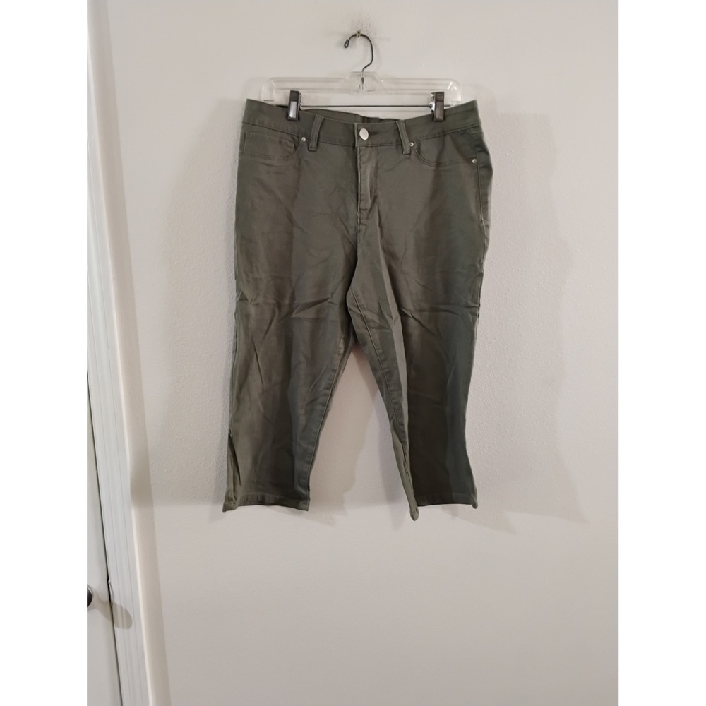 Royalty For Me Womens Olive Green Cropped Capri Pants Size 14 Stretch Twill